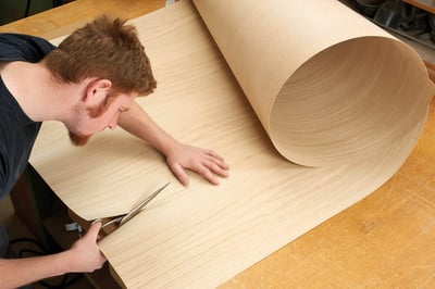 Furnier-einfach-verarbeitung_selbermacher-und-hobbybastler_schorn-und-groh-karlsruhe