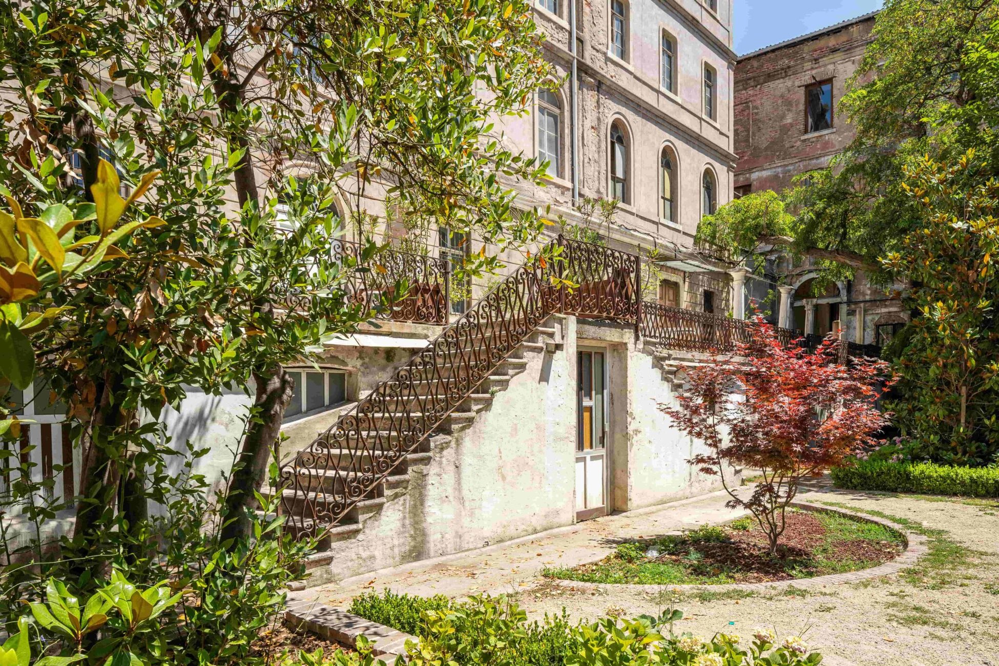 18.İstanbul Bienali'nin ilk ayağına katılan sanatçılar açıklandı
