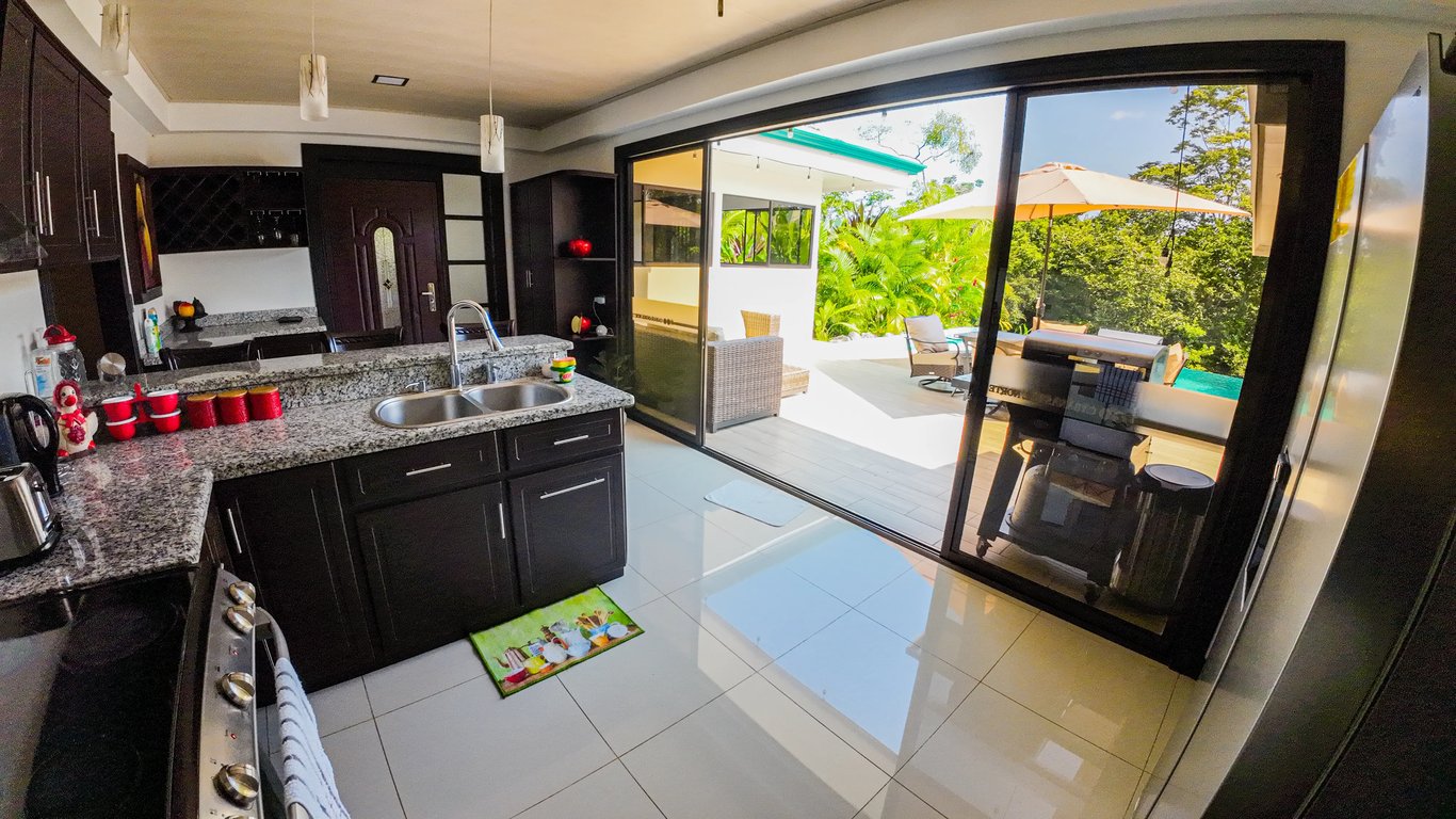 Remote Closings in Costa Rica: A Practical Checklist