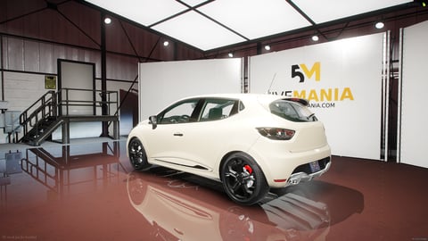 FIVEM Renault Clio | Realistic Hatchback [Badged] Add-On | Interior & Exterior | Working Lights | Optimized | Fivem Ready | High Quality — image 8