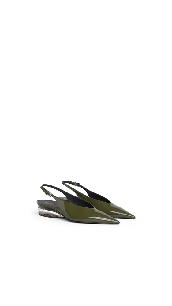 SLINGBACKS À TALON INVISIBLE EN CUIR VERNI