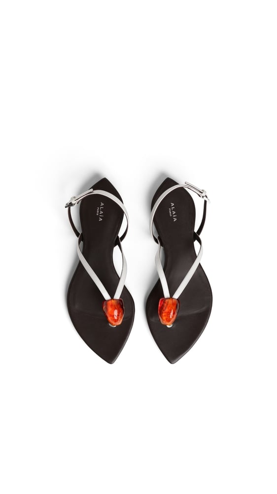 SANDALES TONG BIJOU EN CUIR VERNI