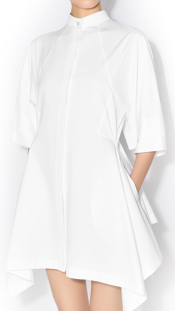 ROBE À PANNEAUX EN POPELINE