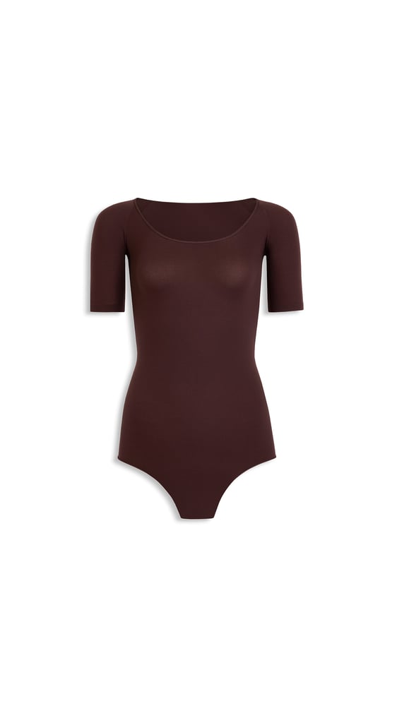 BODY MANCHES COURTES EN MAILLE SECONDE PEAU