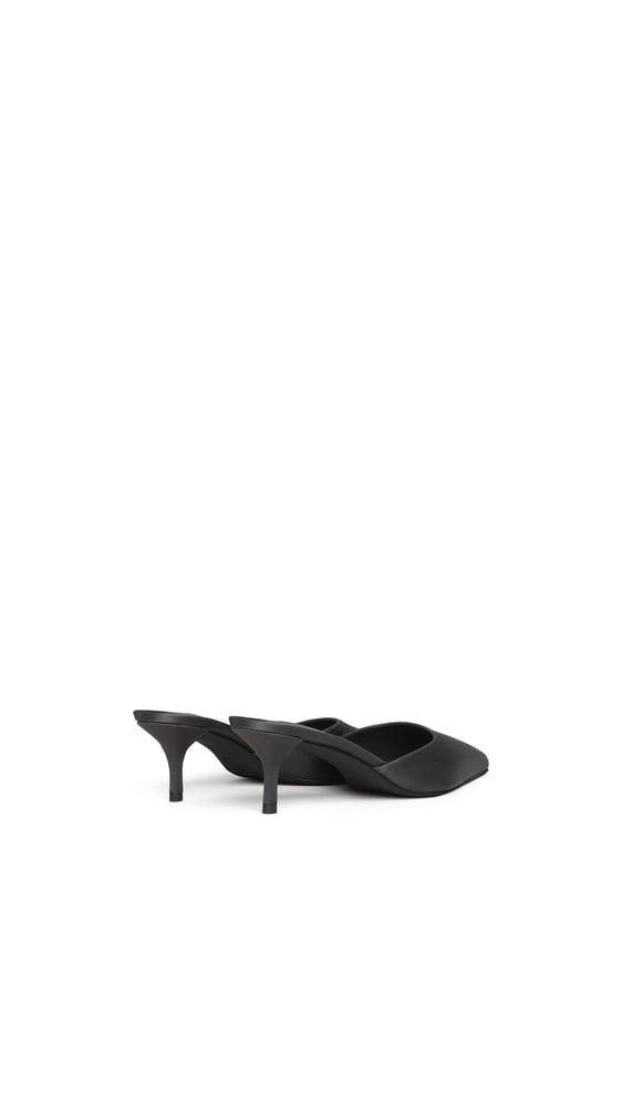 MULES LE CŒUR EN SATIN