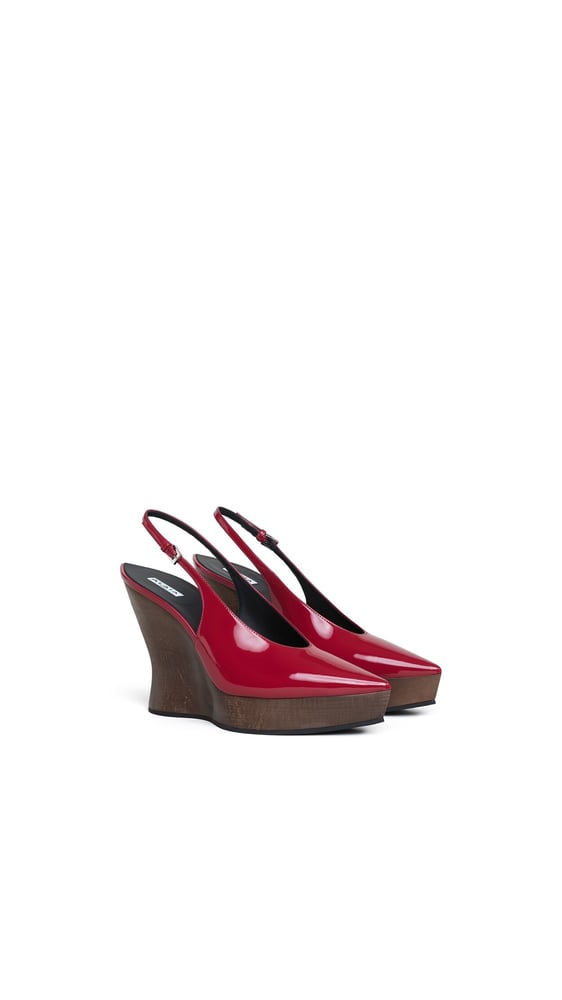 SABOTS COMPENSÉS EN CUIR VERNI