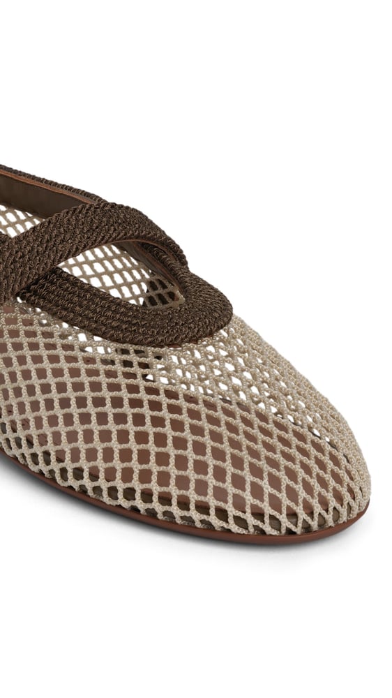 BALLERINES EN RÉSILLE ET SATIN TRESSÉ