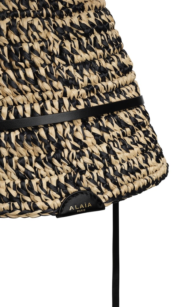 LE CHAPEAU EN RAPHIA