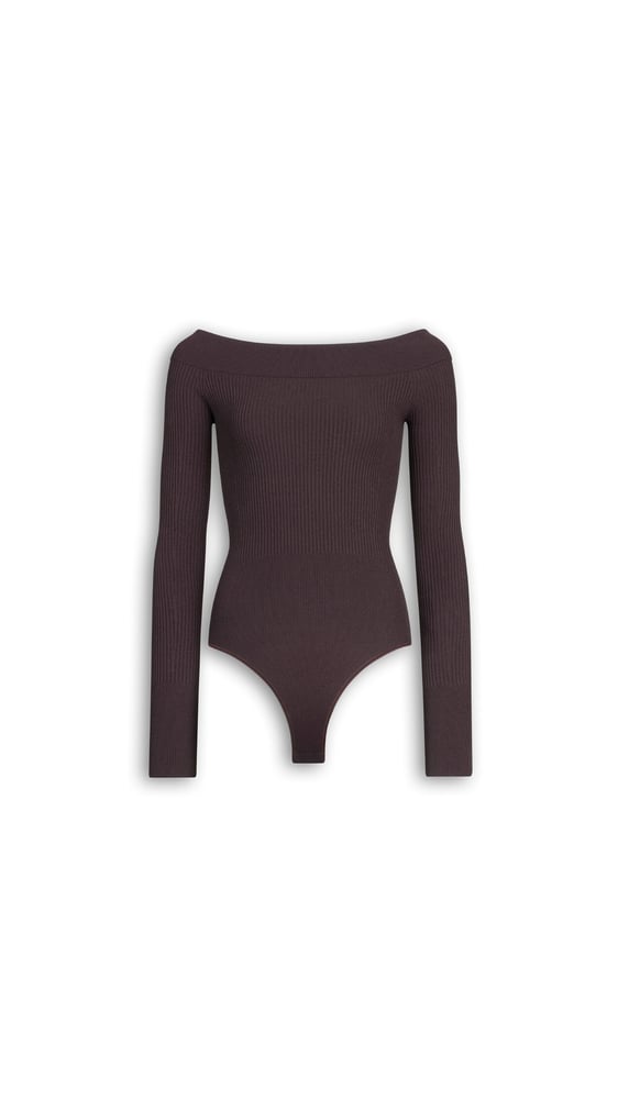 BODY ÉPAULES NUES EN MAILLE CÔTELÉE