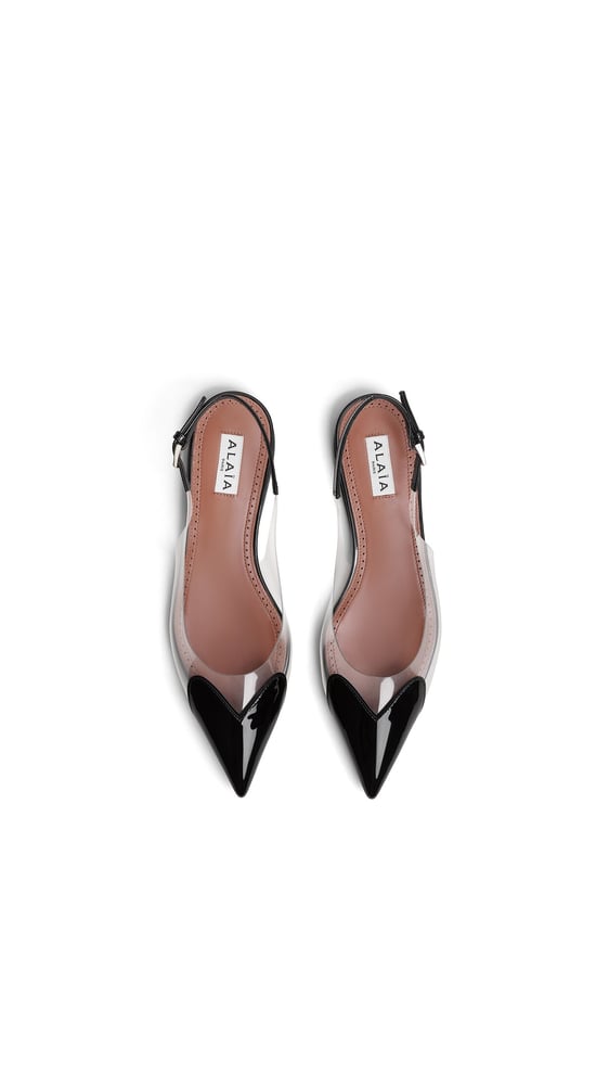 SLINGBACKS PLATES LE CŒUR EN CUIR VERNI