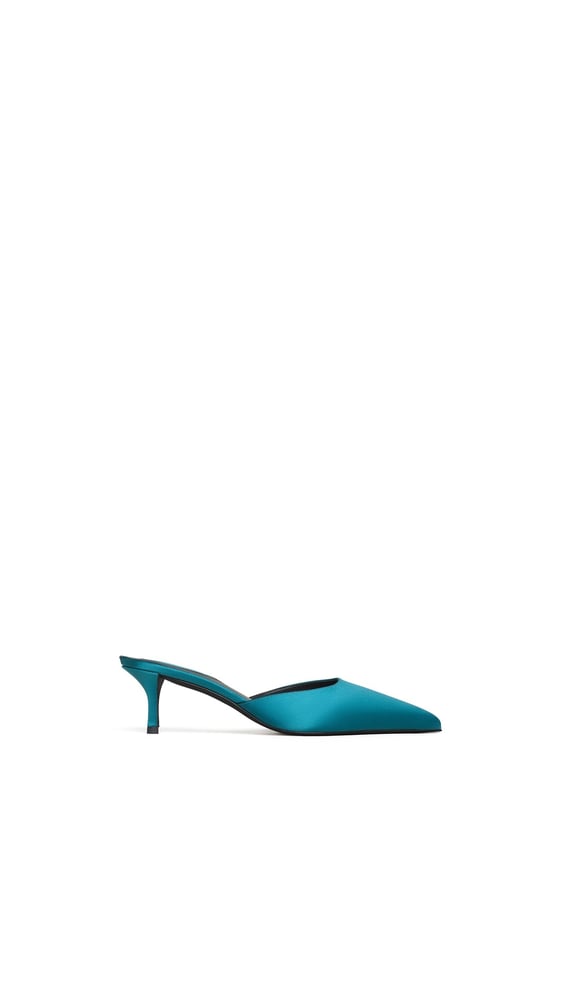 MULES LE CŒUR EN SATIN