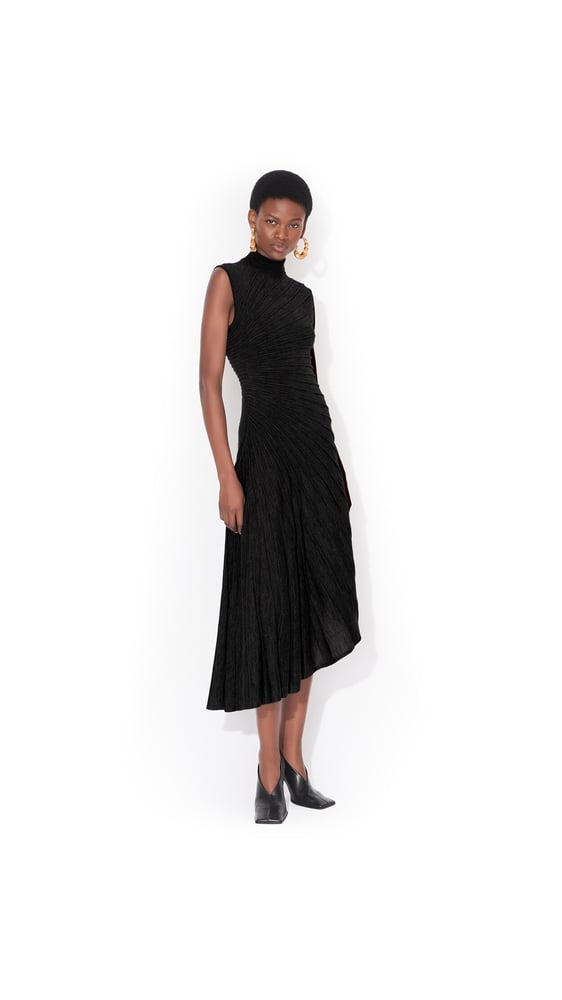 ROBE SCULPTANTE EN LAINE