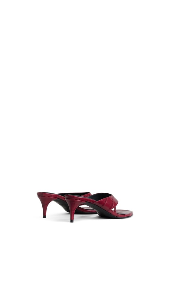 MULES TONG EN CUIR EMBOSSÉ CROCODILE