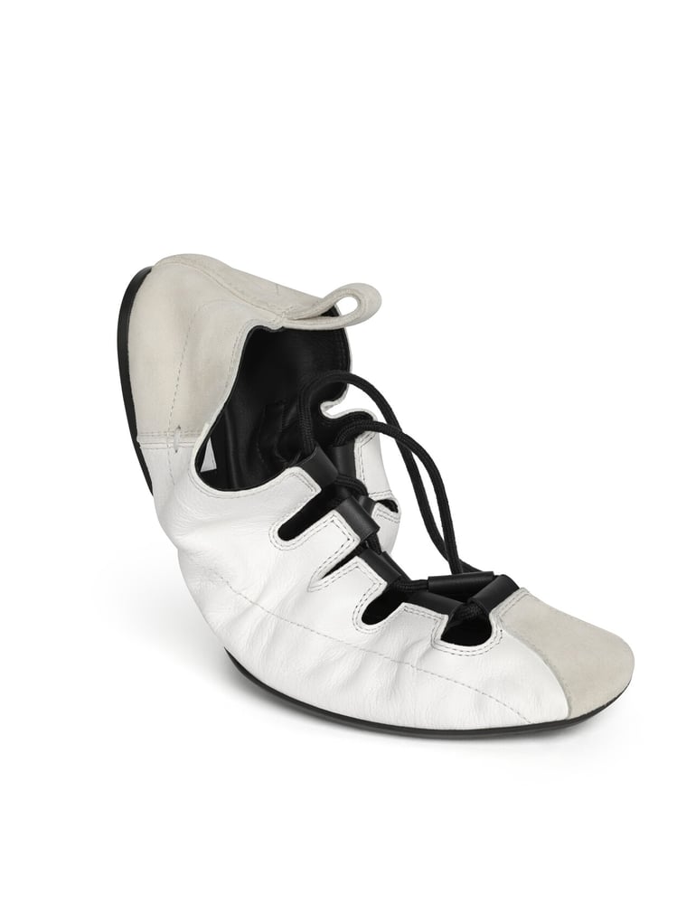 BALLERINES À LACETS FOLD EN CUIR