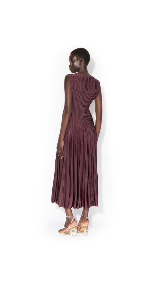 ROBE ÉVASÉE PLISSÉE