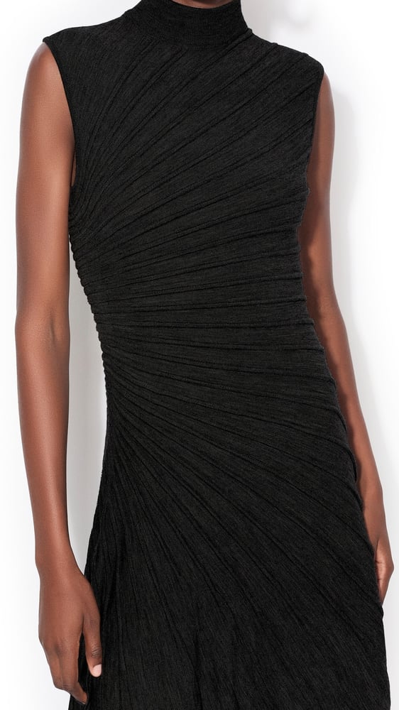 ROBE SCULPTANTE EN LAINE