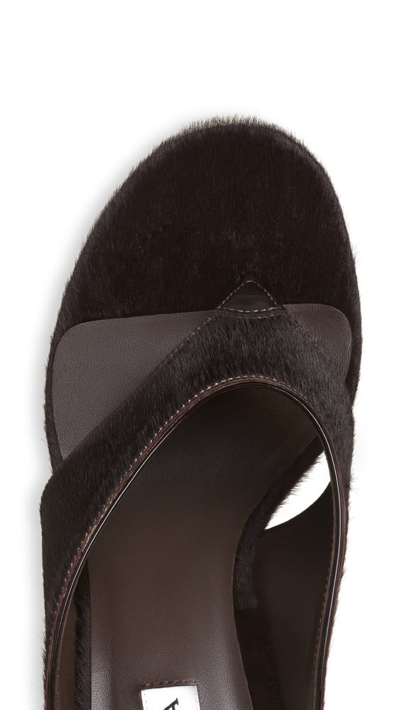 MULES TONG CUBE EN CUIR EFFET PONY