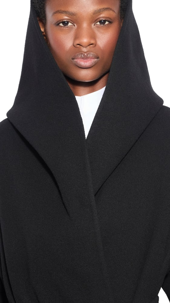 MANTEAU À CAPUCHE EN LAINE