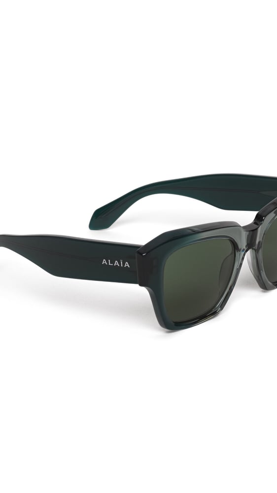 LUNETTES DE SOLEIL CARRÉES