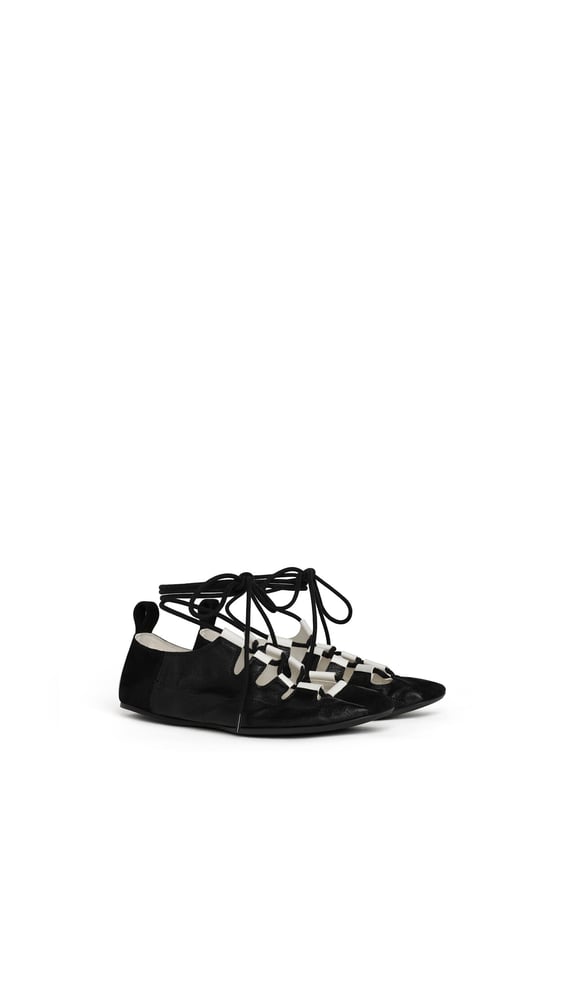 BALLERINES À LACETS FOLD EN CUIR