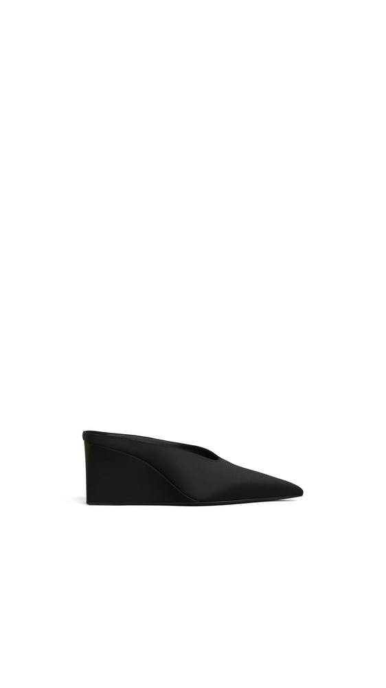 MULES COMPENSÉES CUBE EN SATIN