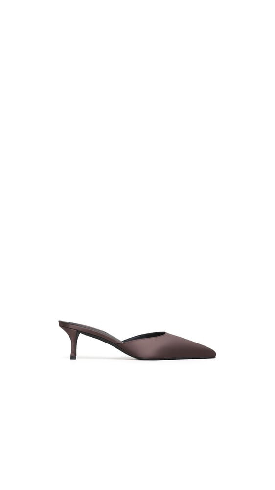 MULES LE CŒUR EN SATIN
