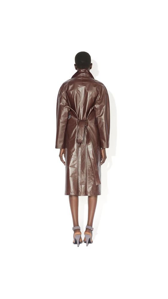 ENSEMBLE MANTEAU ET BRALETTE EN CUIR