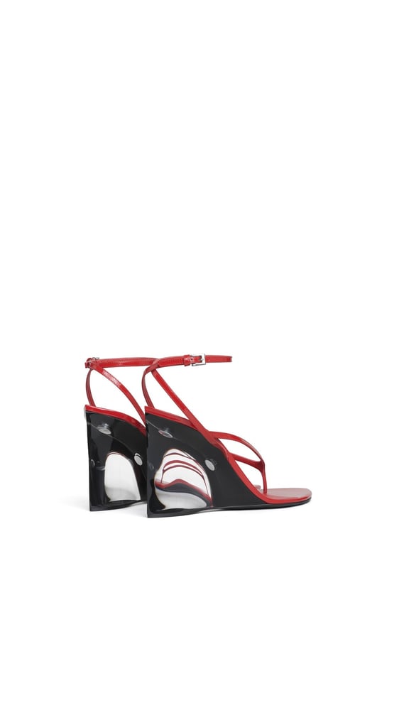 SANDALES à bride INVISIBLE EN CUIR VERNI