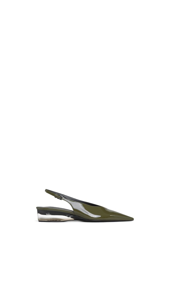 SLINGBACKS À TALON INVISIBLE EN CUIR VERNI