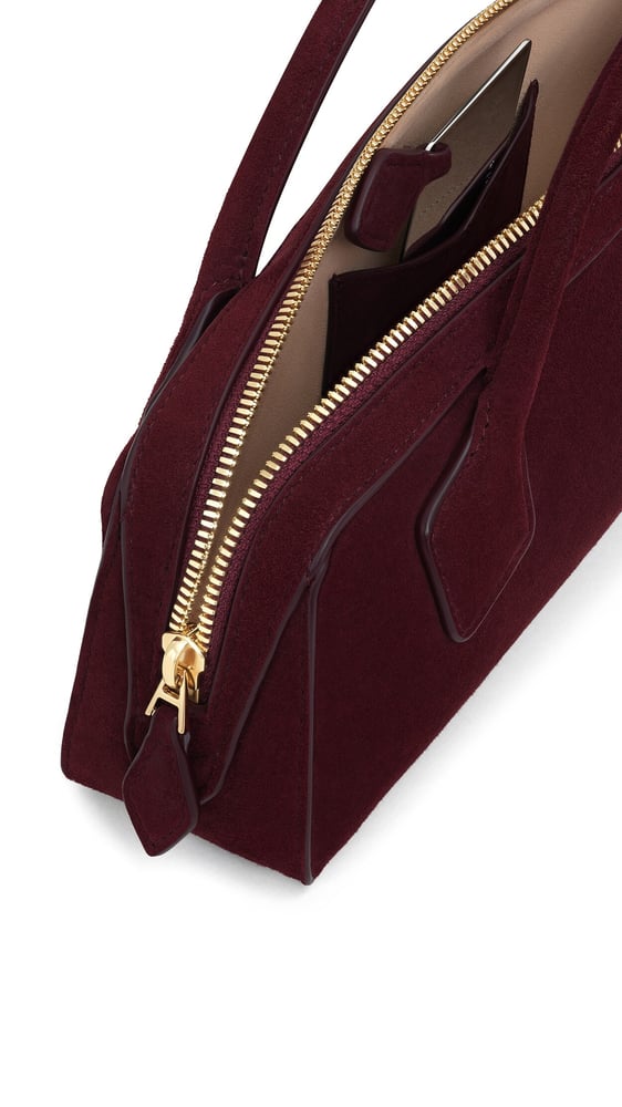 LE TECKEL CLUTCH EN SUÈDE
