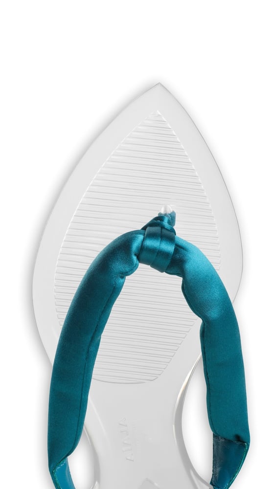 TONG INVISIBLE EN SATIN