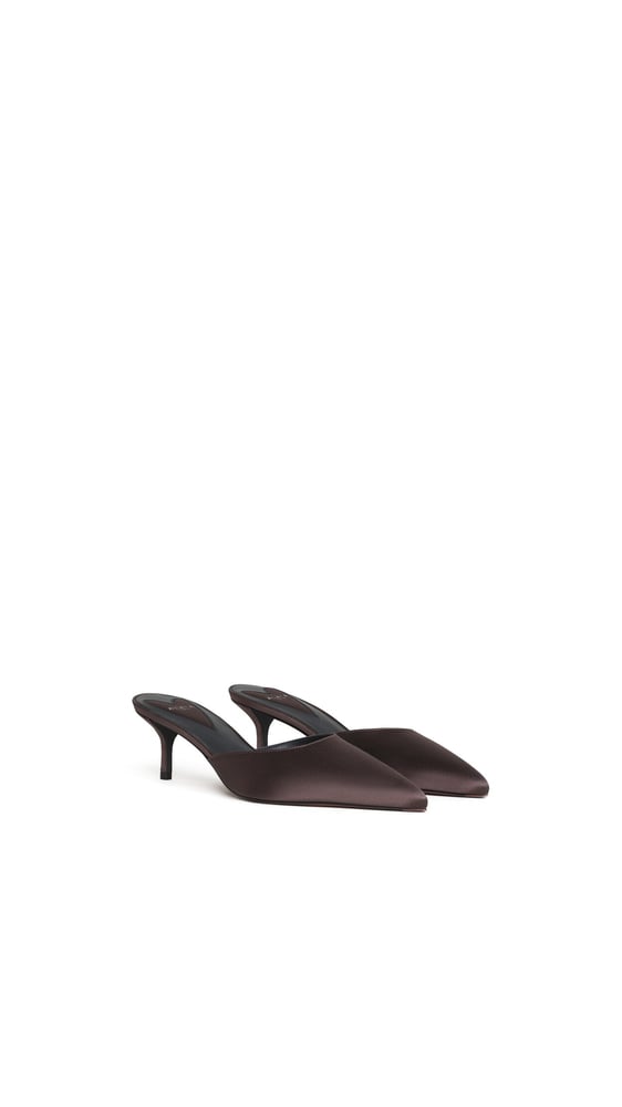 MULES LE CŒUR EN SATIN