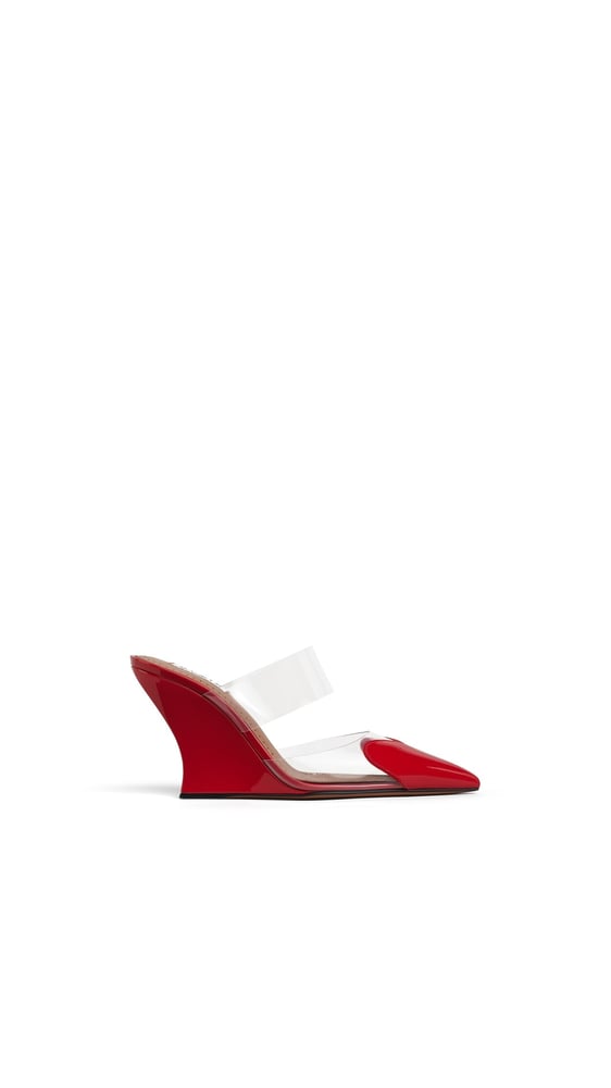 MULES COMPENSÉES LE CŒUR EN CUIR VERNI