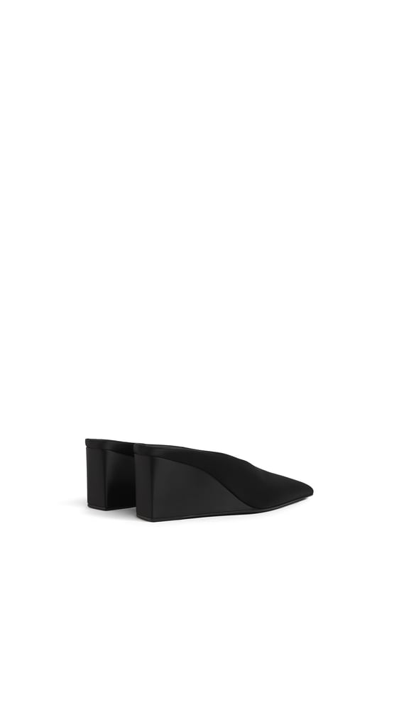 MULES COMPENSÉES CUBE EN SATIN