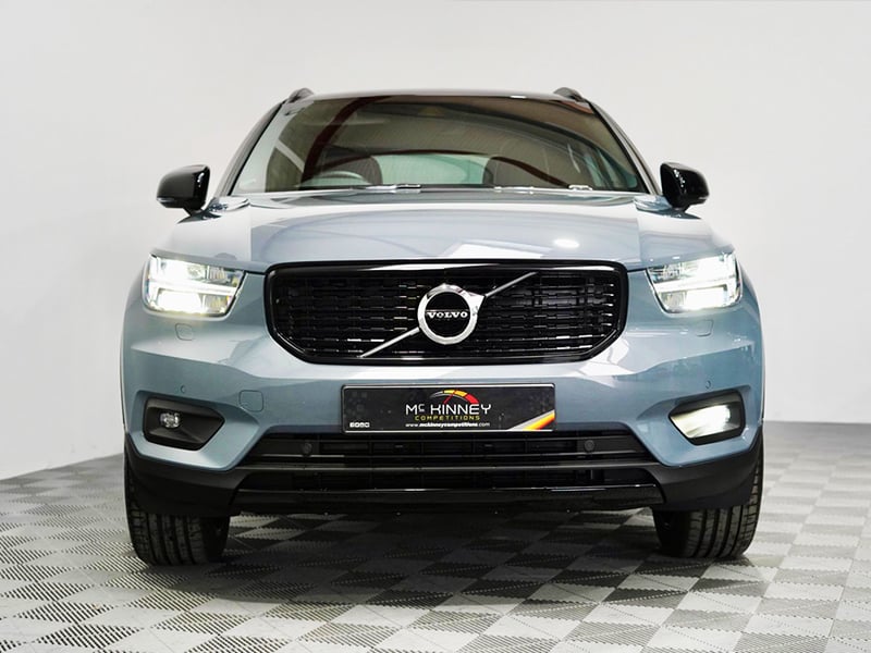 2022 Volvo XC40 Recharge Hybrid T5 R-Design