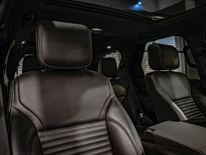 Land Rover Discovery R-Dynamic SE OR £35,000