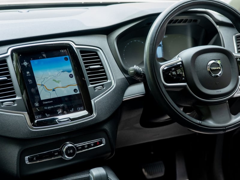 2022 Volvo XC90 Momentum OR £25,000