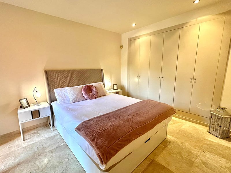 2 Bed Luxury Apartment in Spain or Â£200K 