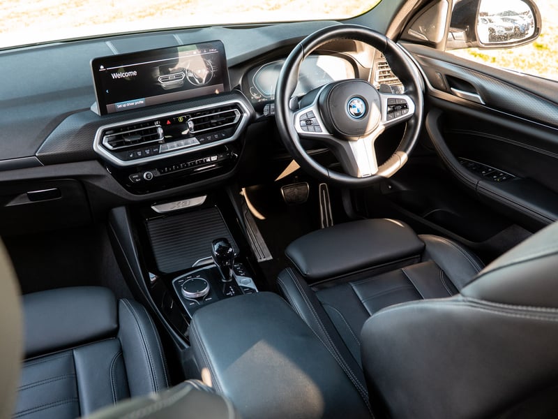 BMW X3 30E M Sport or £30,000