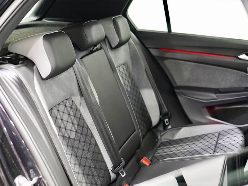 2021 VW GOLF 2.0TDI R-LINE