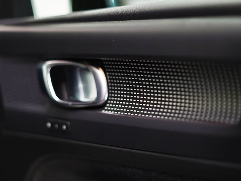 2022 Volvo XC40 Recharge Hybrid T5 R-Design