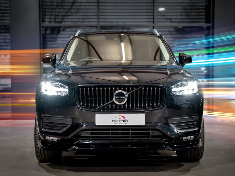 2021 Volvo XC90 Momentum or £25,000