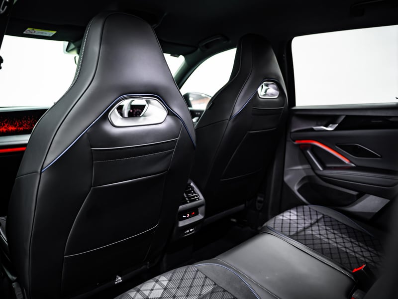 2024 Volkswagon Tiguan or £25,000