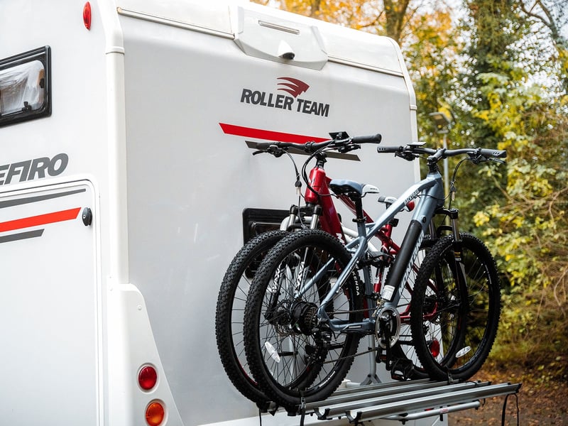 2022 Rollerteam Zefiro 675 + 2 E-Bikes OR £45,000