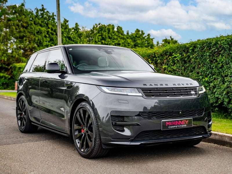 2023 Range Rover Sport Dynamic SE OR £45,000