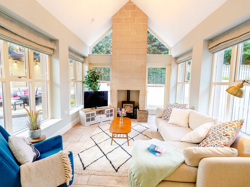 5 Bed House in Malone Rd Belfast OR £500,000