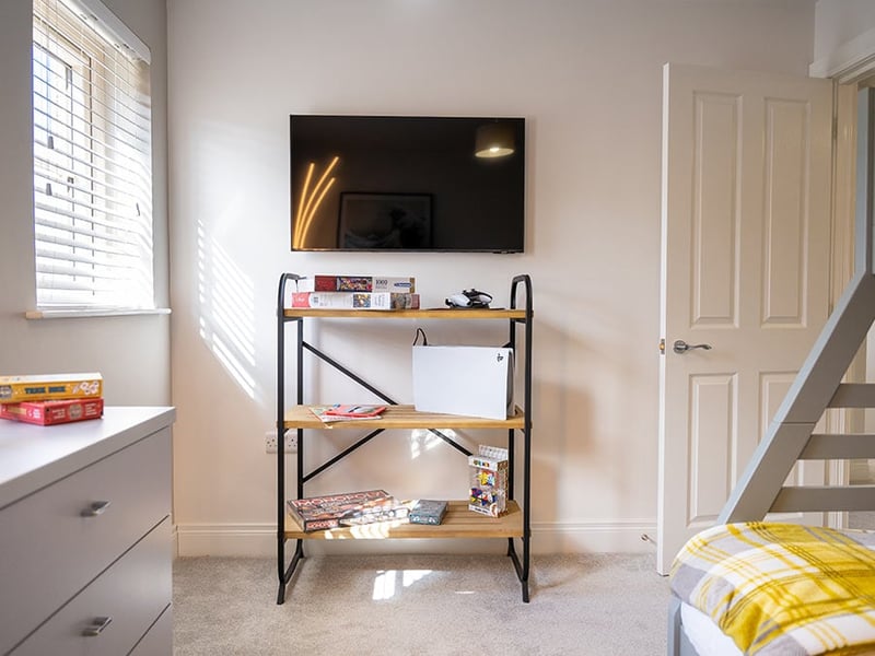 4 Bed Luxury House or Â£200K