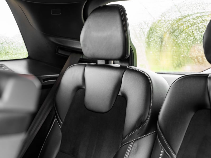 2021 Volvo XC90 B5 R-Design Pro OR £25,000