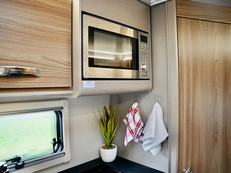 2021 Swift Edge 464 Motorhome