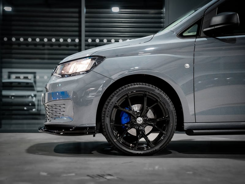 2023 Grey VW Caddy Van C20 TDI COMMERCE OR £15,000